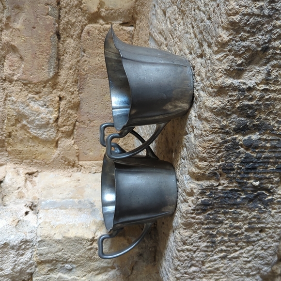 Vintage Trade Mark Pewter by Poole Creamer (CS8 C) and Sugar Dish (CS8 S) Set - Picture 1 of 13